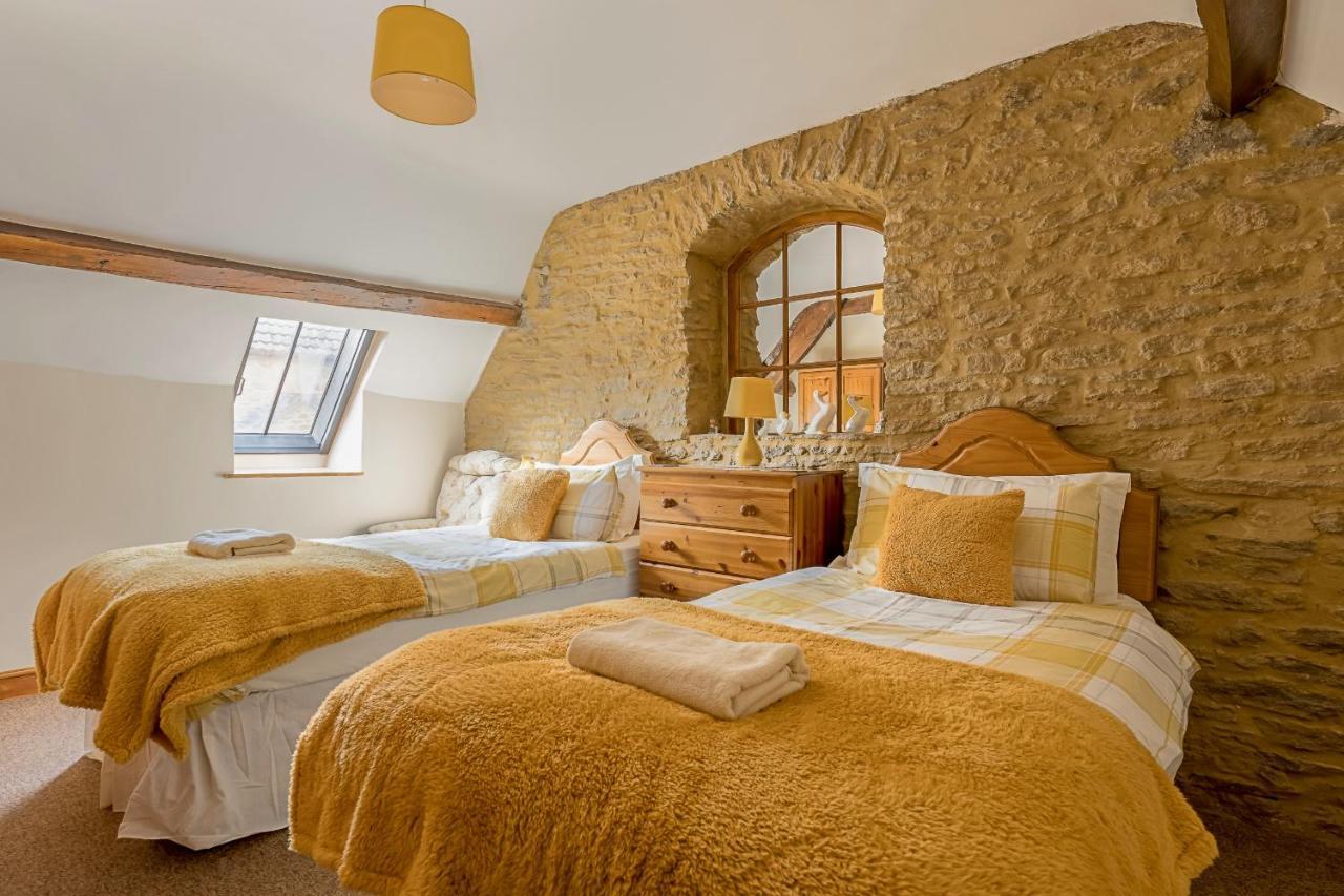 Finest Retreats - Fives Court Cottage North Cheriton Eksteriør billede